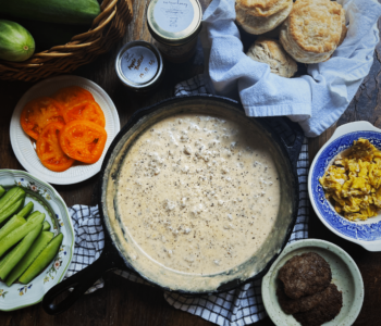 A Southern Sausage Gravy recipe for the books! Quick, easy & so delicious. Perfect for Sunday brunch!